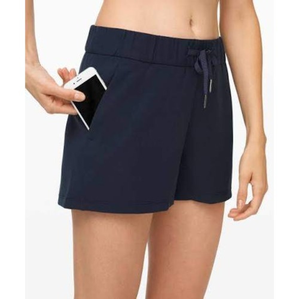 Lululemon‎ On the Fly Shorts Black Drawstring Athletic Casual Women Size 4